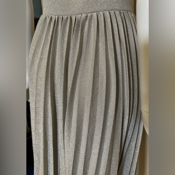 Anthropologie Elevenses Lunar Pleated Midi Dress Gold Sparkle Metallic Size 6 - Picture 9 of 13